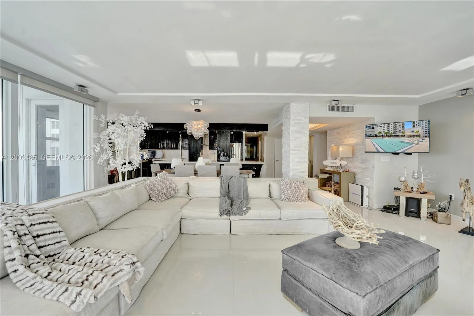 2751 S Ocean Dr # 908S, Hollywood FL 33019