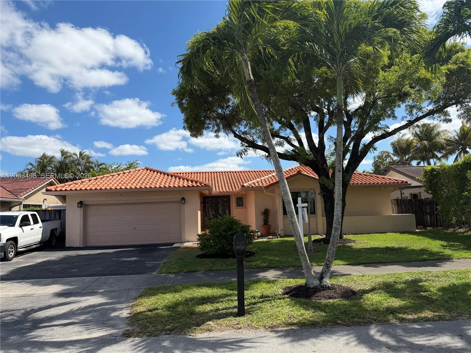 6010 NW 201st Ln, Hialeah FL 33015