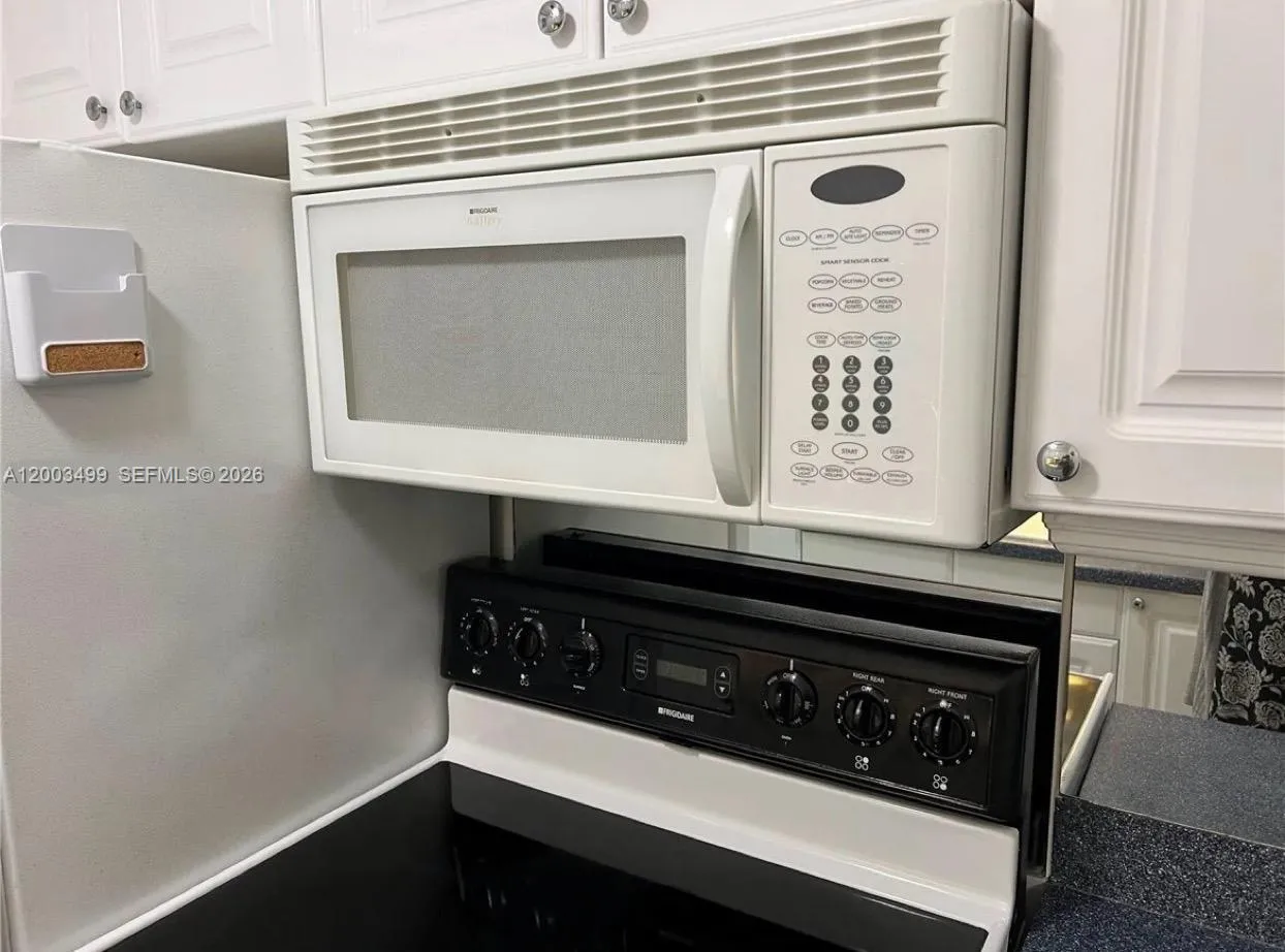 500 Layne Blvd # 14, Hallandale Beach FL 33009