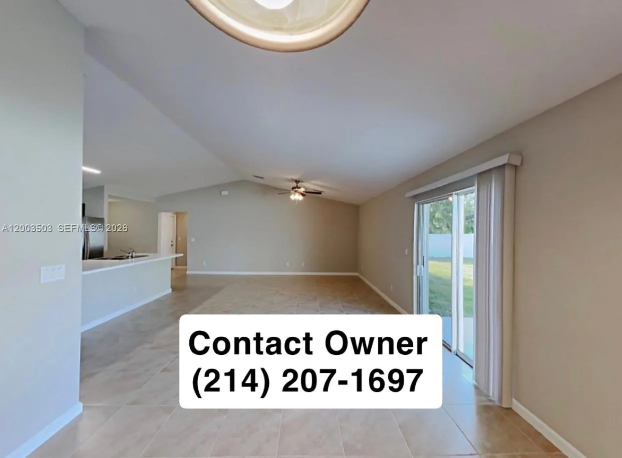 2011 SW Del Rio Blvd, Port St. Lucie FL 34953