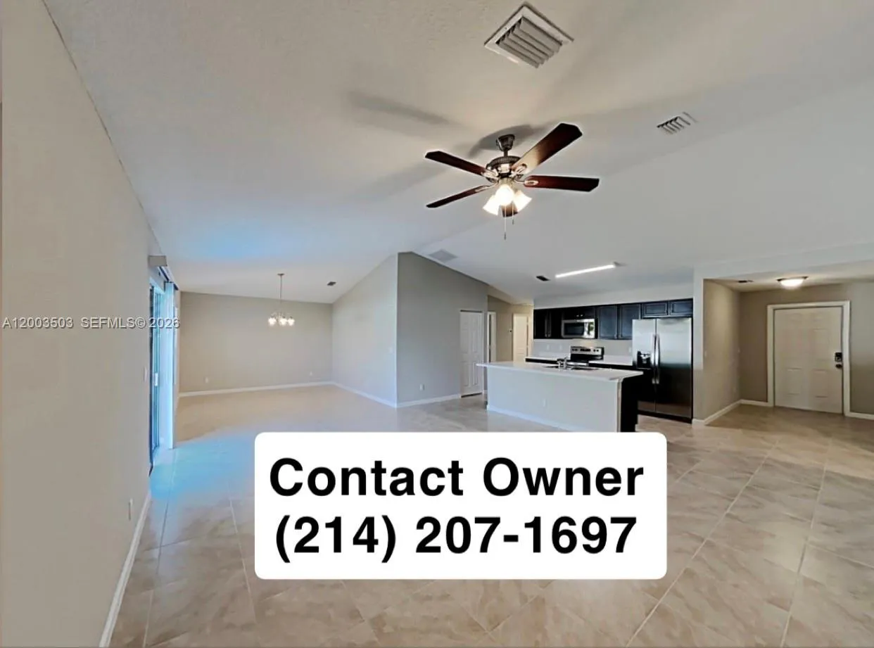 2011 SW Del Rio Blvd, Port St. Lucie FL 34953