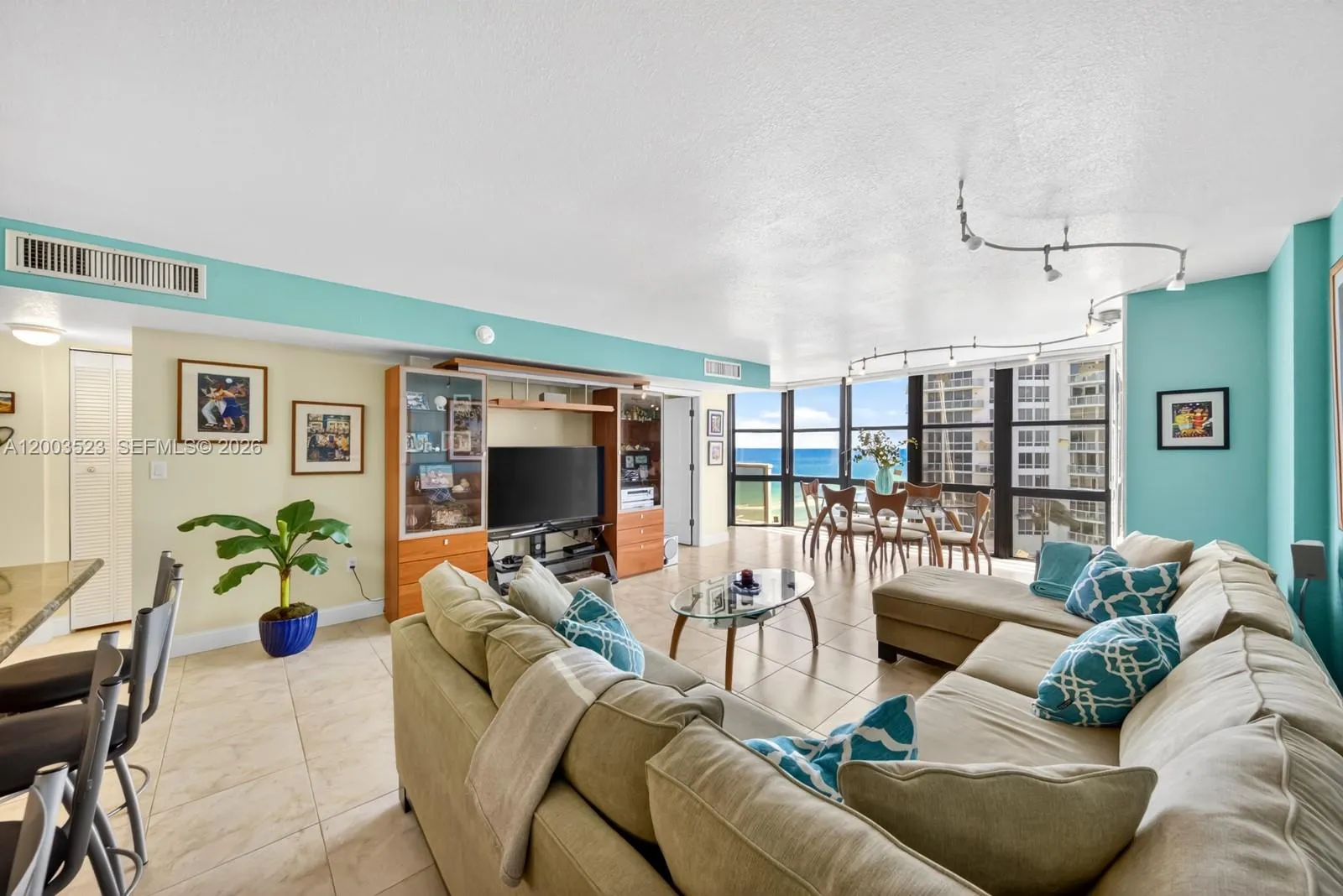 6423 Collins Ave # 1204, Miami Beach FL 33141