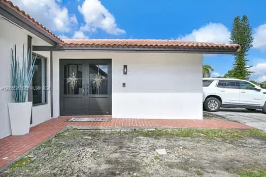 13216 SW 45th Ln, Miami FL 33175