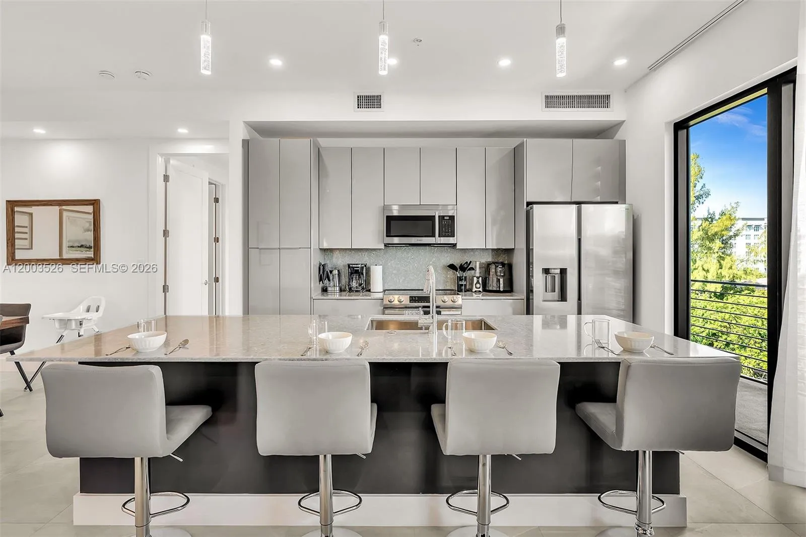 2100 Miami RD # 404, Fort Lauderdale FL 33316