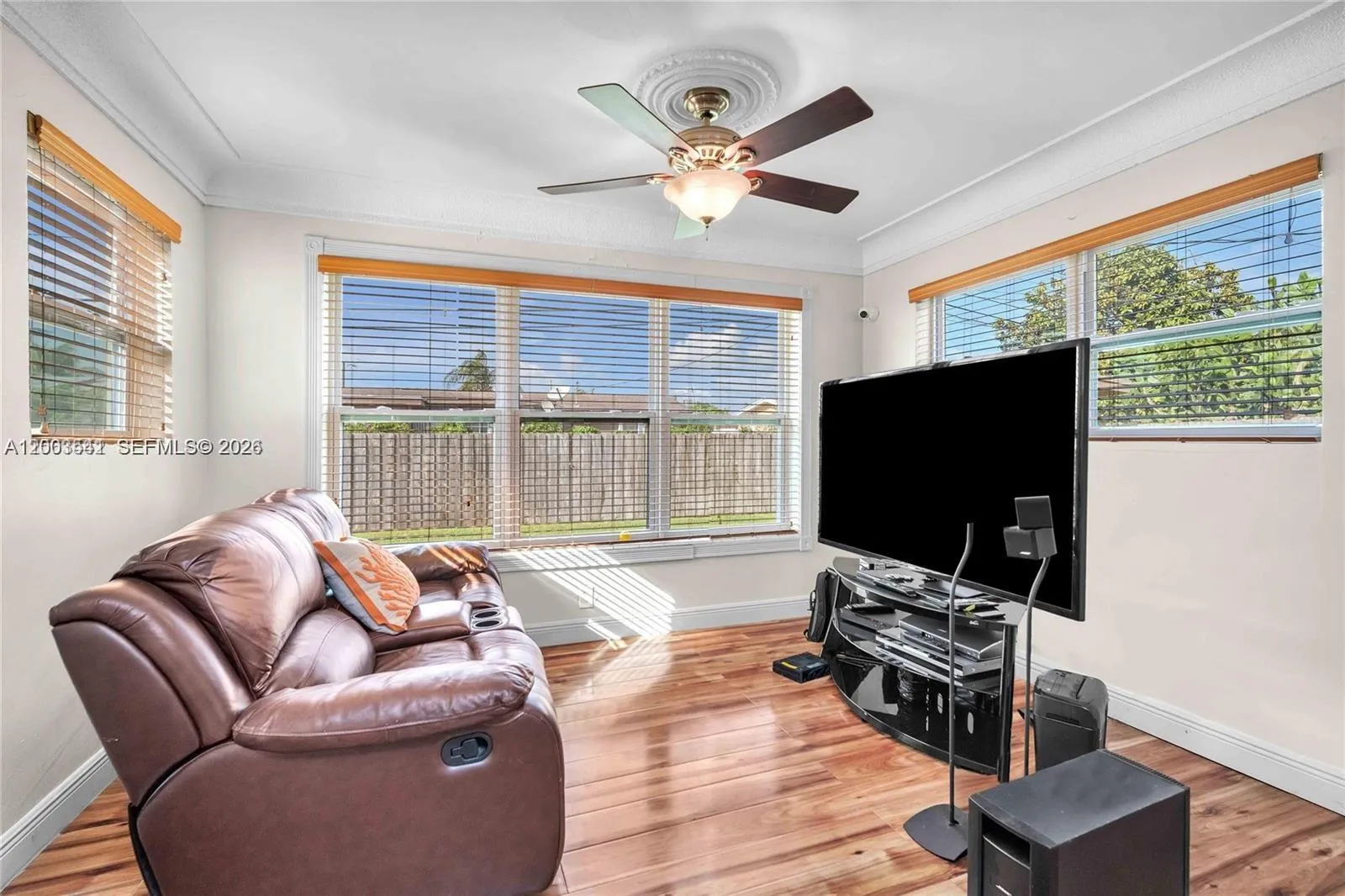 2825 SW 5th St, Fort Lauderdale FL 33312