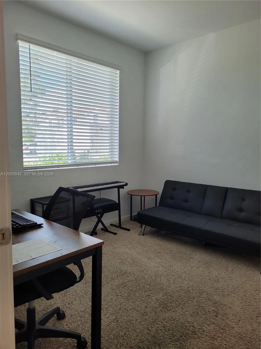 1015 SE 24th Ter, Homestead FL 33035