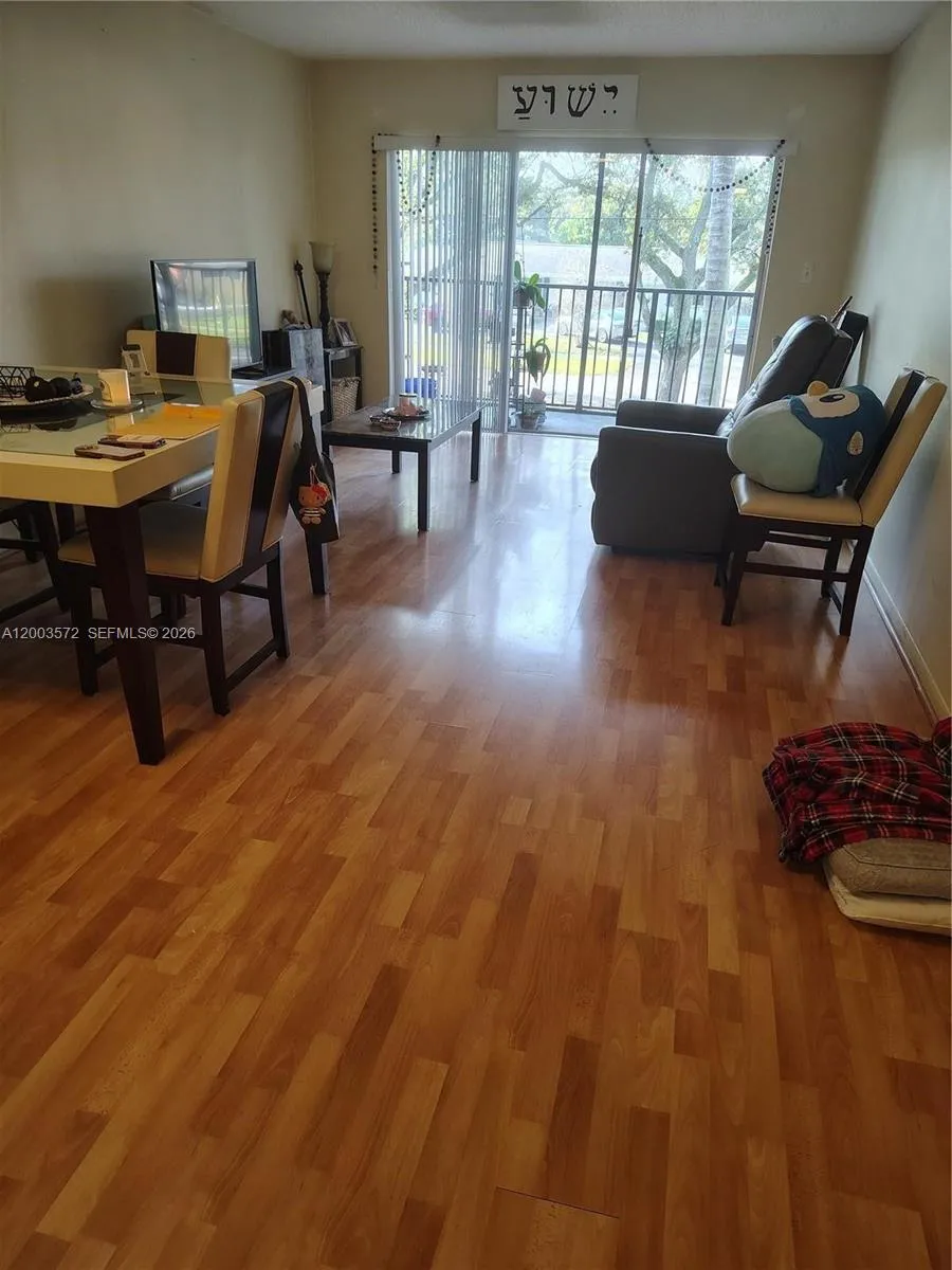 7501 NW 16th St # 3207, Plantation FL 33313