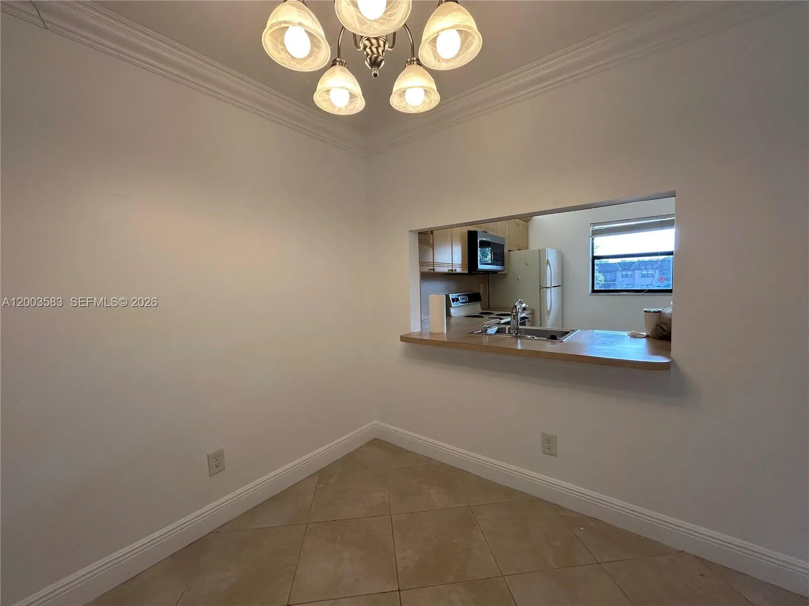 10613 NW 11th St # 205, Pembroke Pines FL 33026