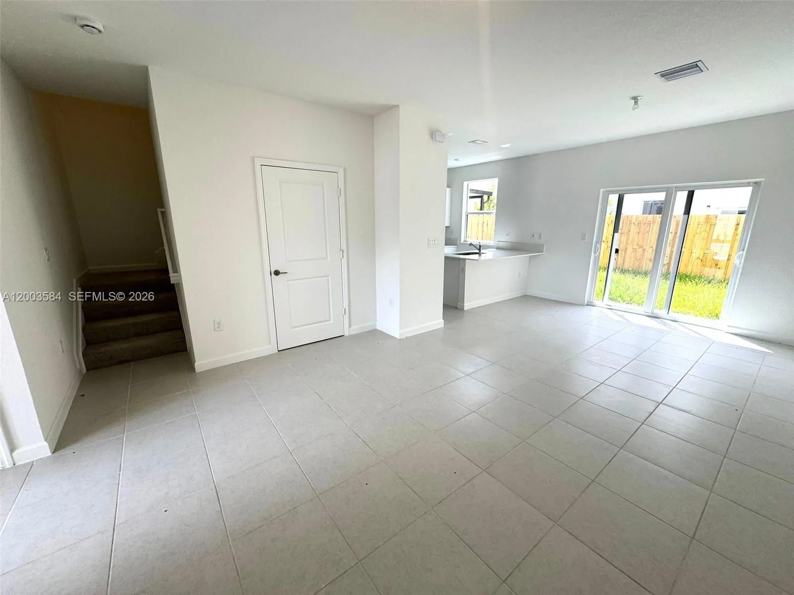 2877 SE 24 Avenue, Homestead FL 33035