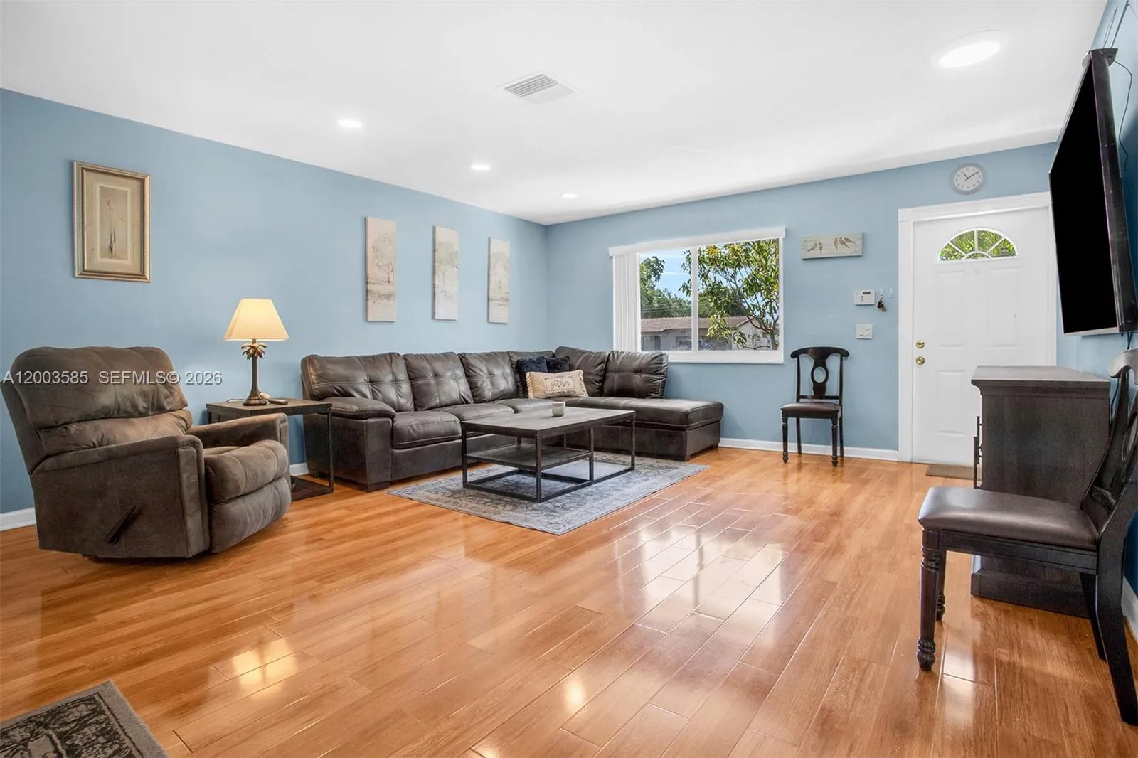 7481 NW 11th Pl, Plantation FL 33313