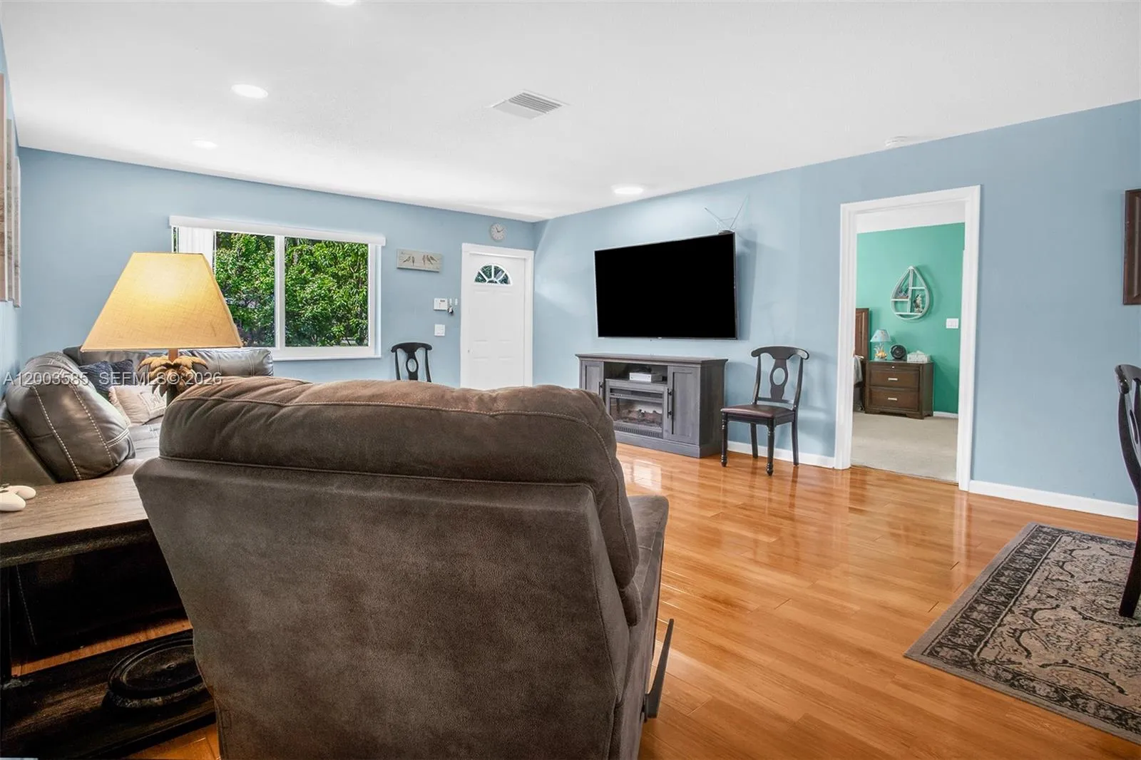 7481 NW 11th Pl, Plantation FL 33313