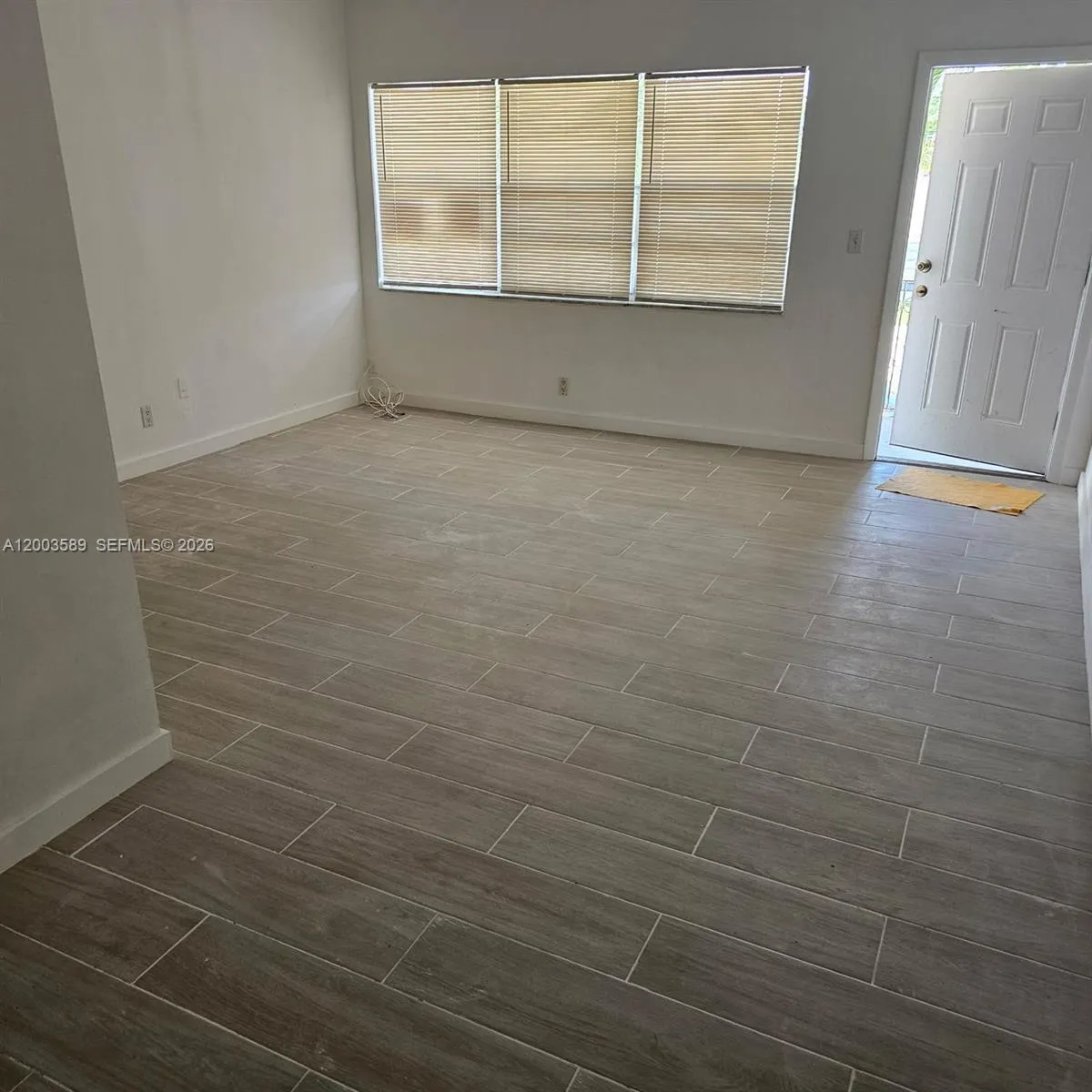 230 SW 11th Ave # 14, Hallandale Beach FL 33009