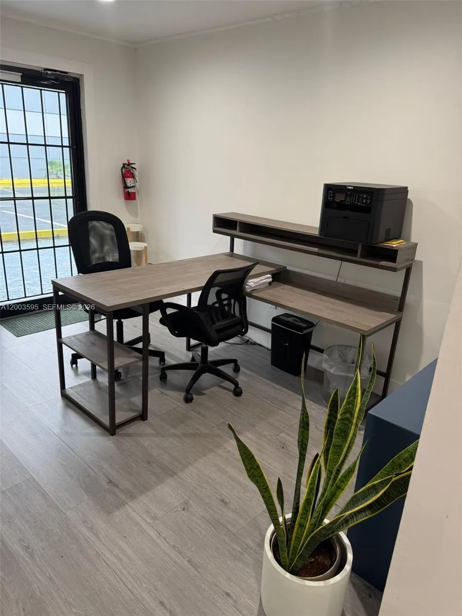 5520 NW 72nd Ave # 5520, Miami FL 33166