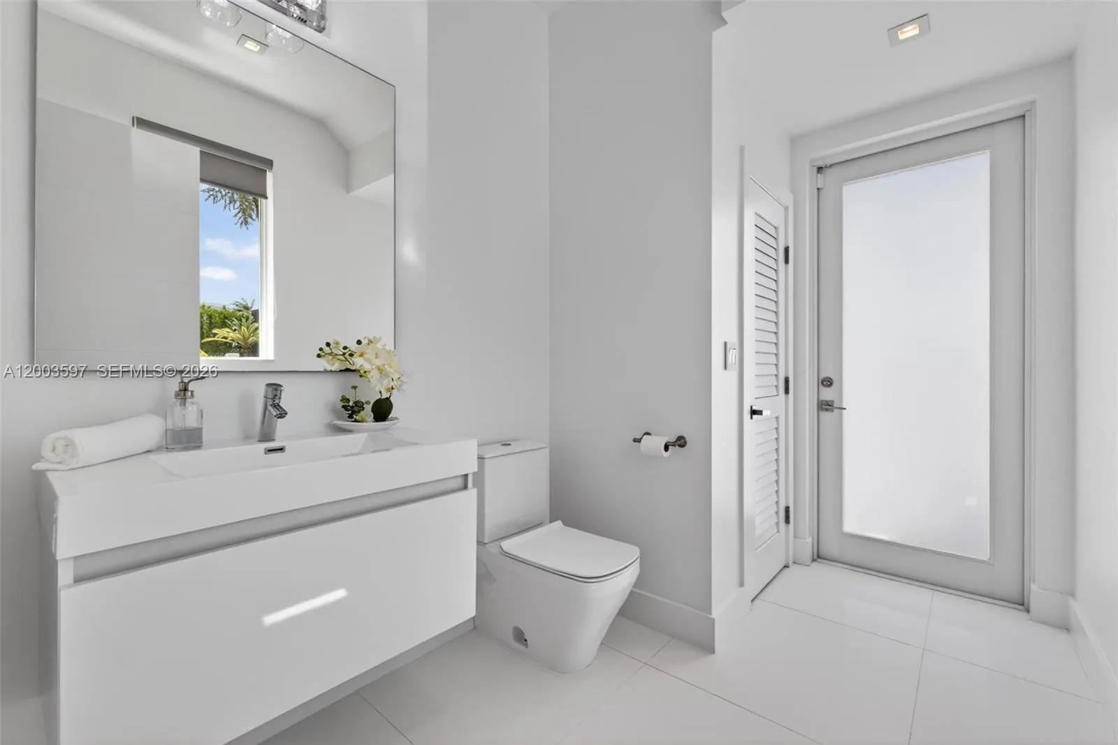 10431 NW 68th Ter, Doral FL 33178