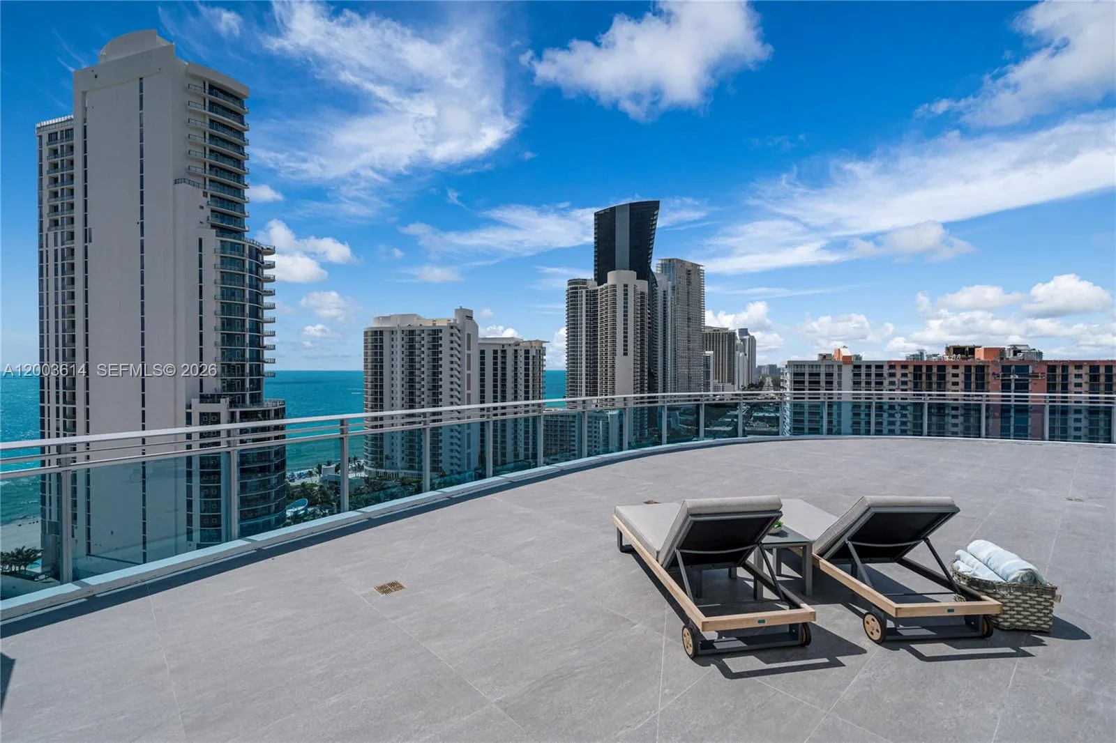 17550 Collins Ave, Sunny Isles Beach FL 33160