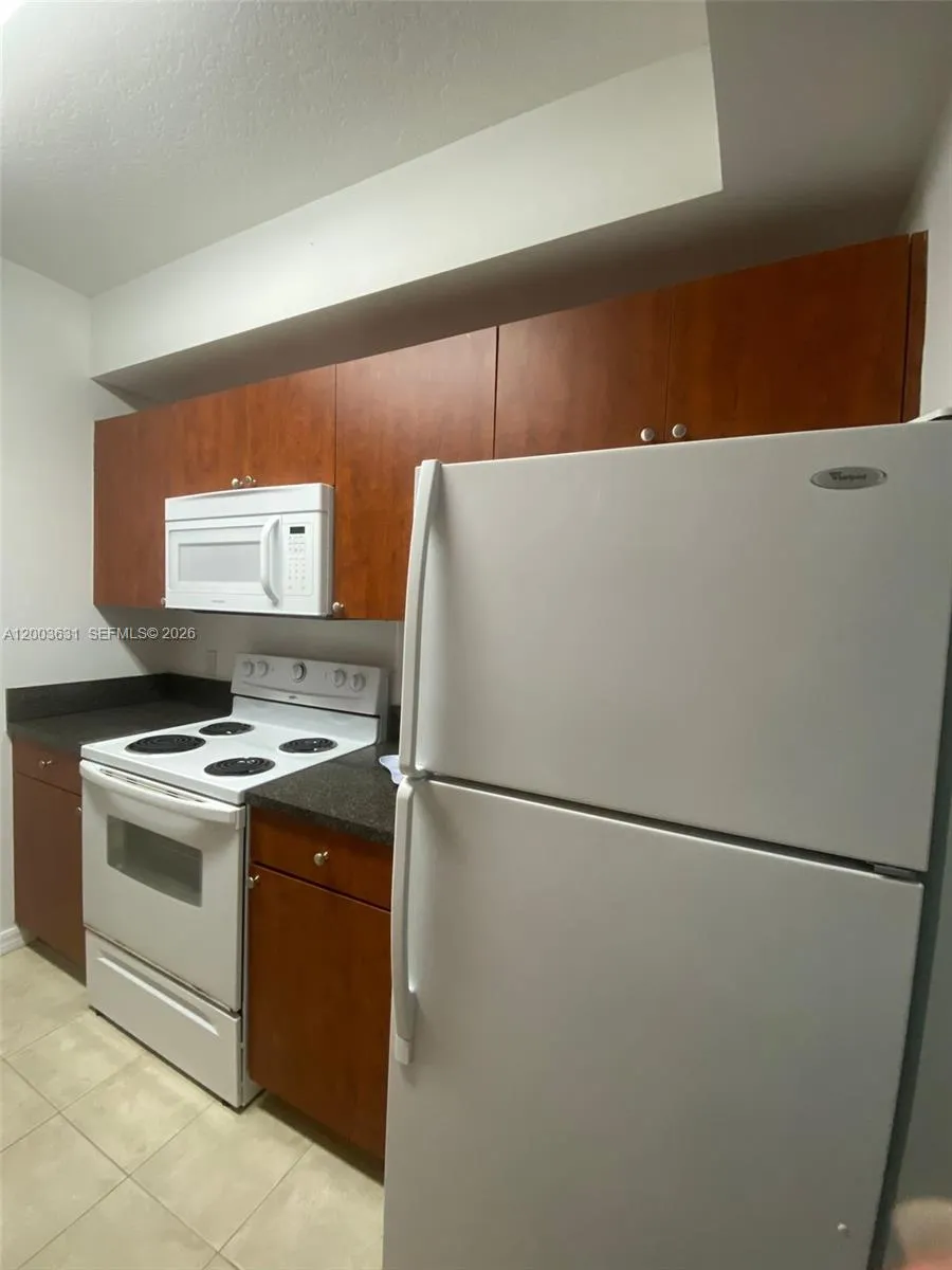 115 SW 11th St # 509, Miami FL 33130