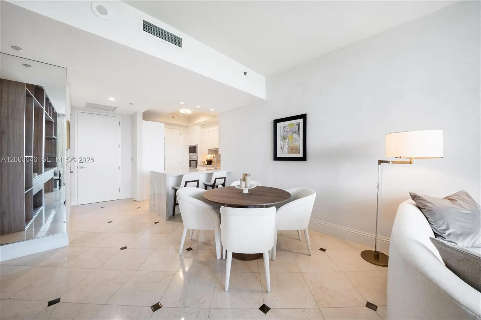 100 S Pointe Dr # 702, Miami Beach FL 33139