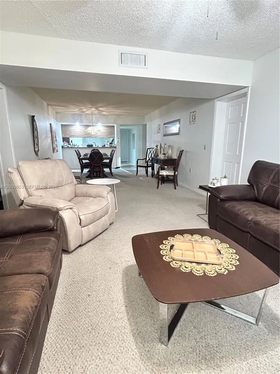 1701 Whitehall Dr # 403, Davie FL 33324