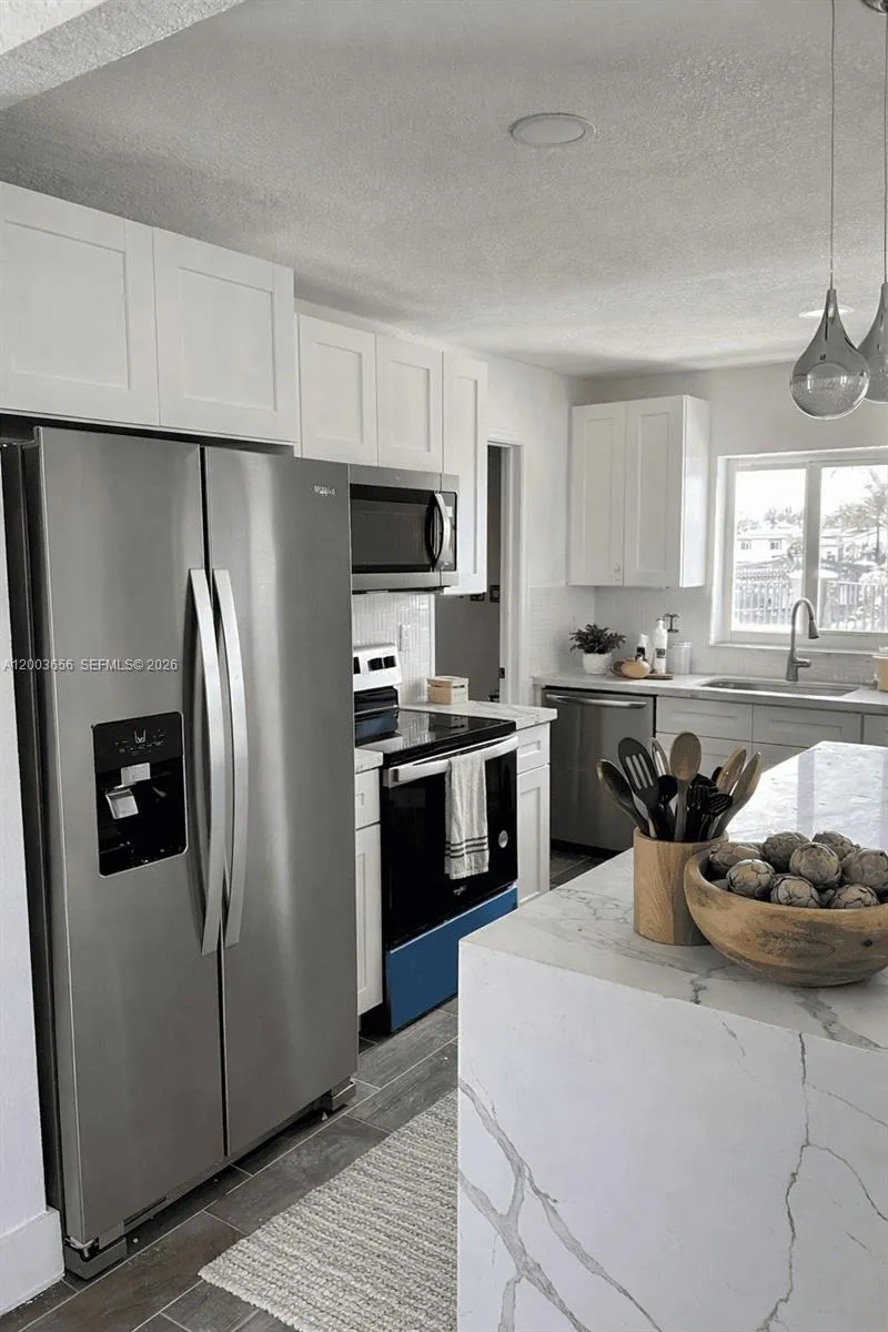 2831 NW 189th St, Miami Gardens FL 33056