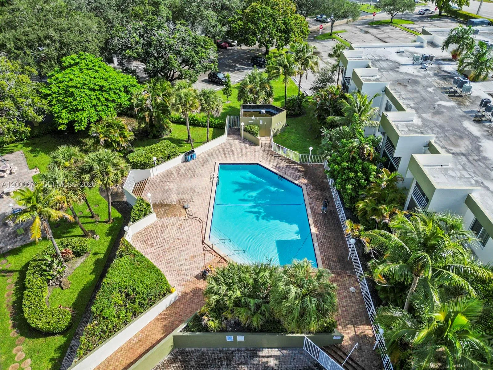 4235 N University Dr # 312, Sunrise FL 33351