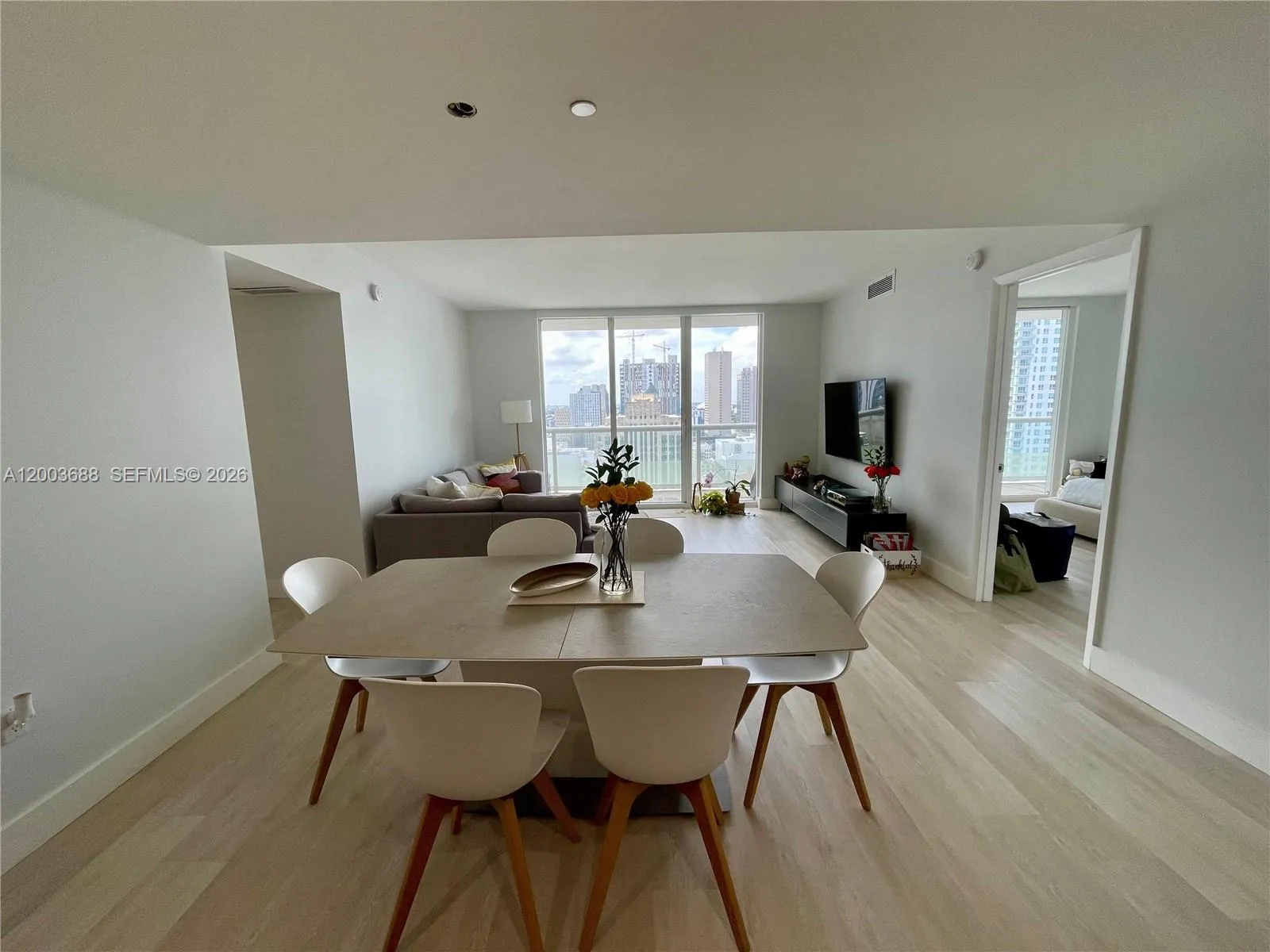 50 Biscayne Blvd # 2611, Miami FL 33132