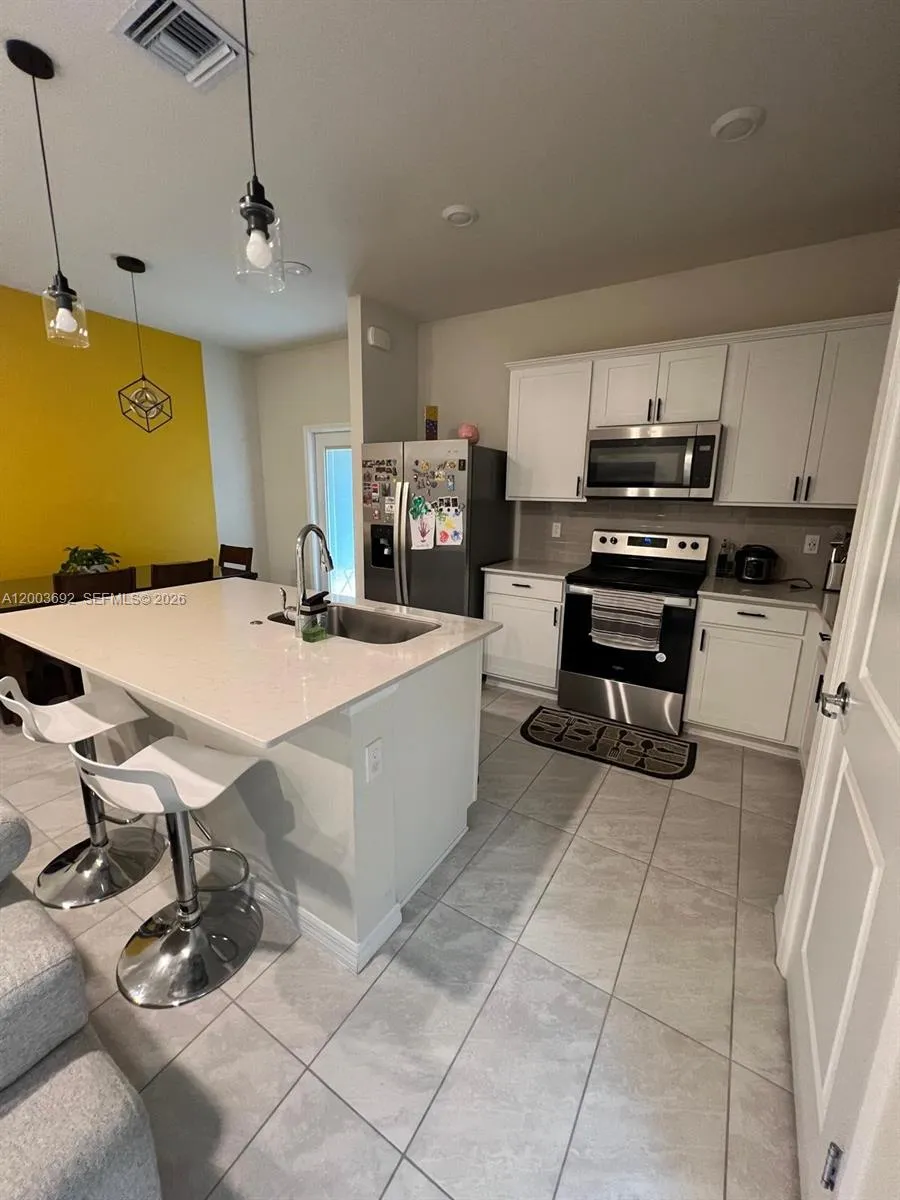 3235 Watercress DR, Lauderdale Lakes FL 33311