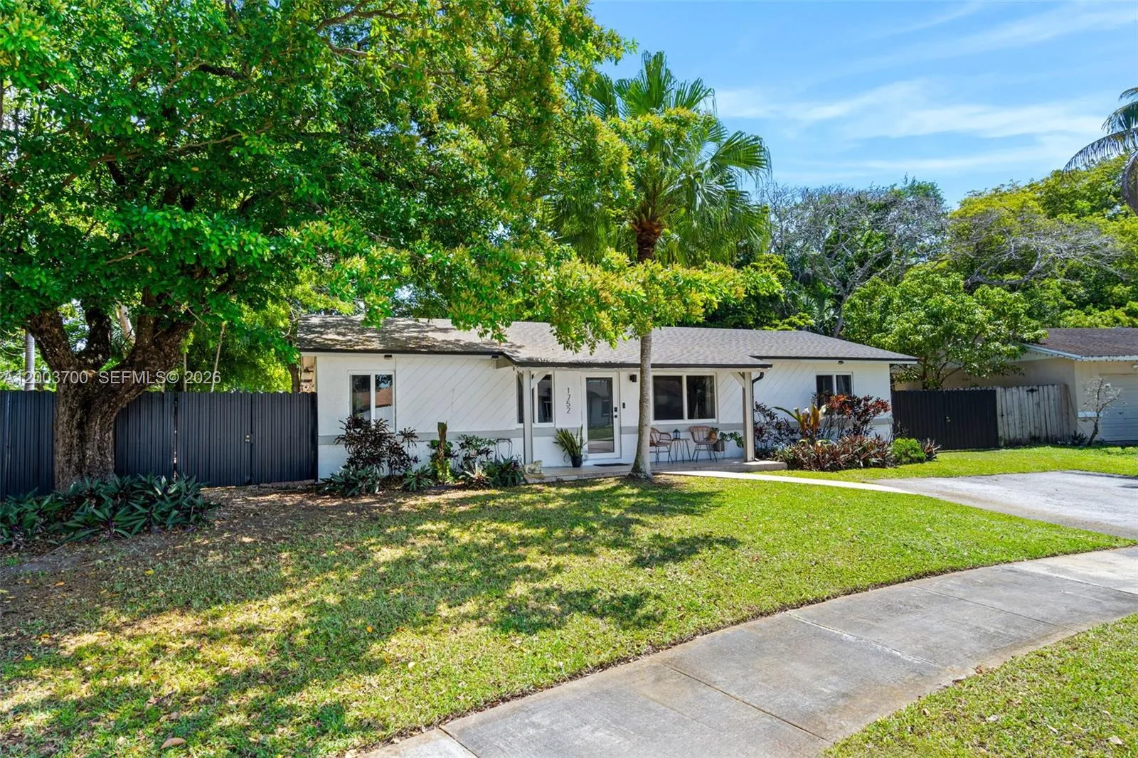 1752 S Anhinga Ln, Homestead FL 33035