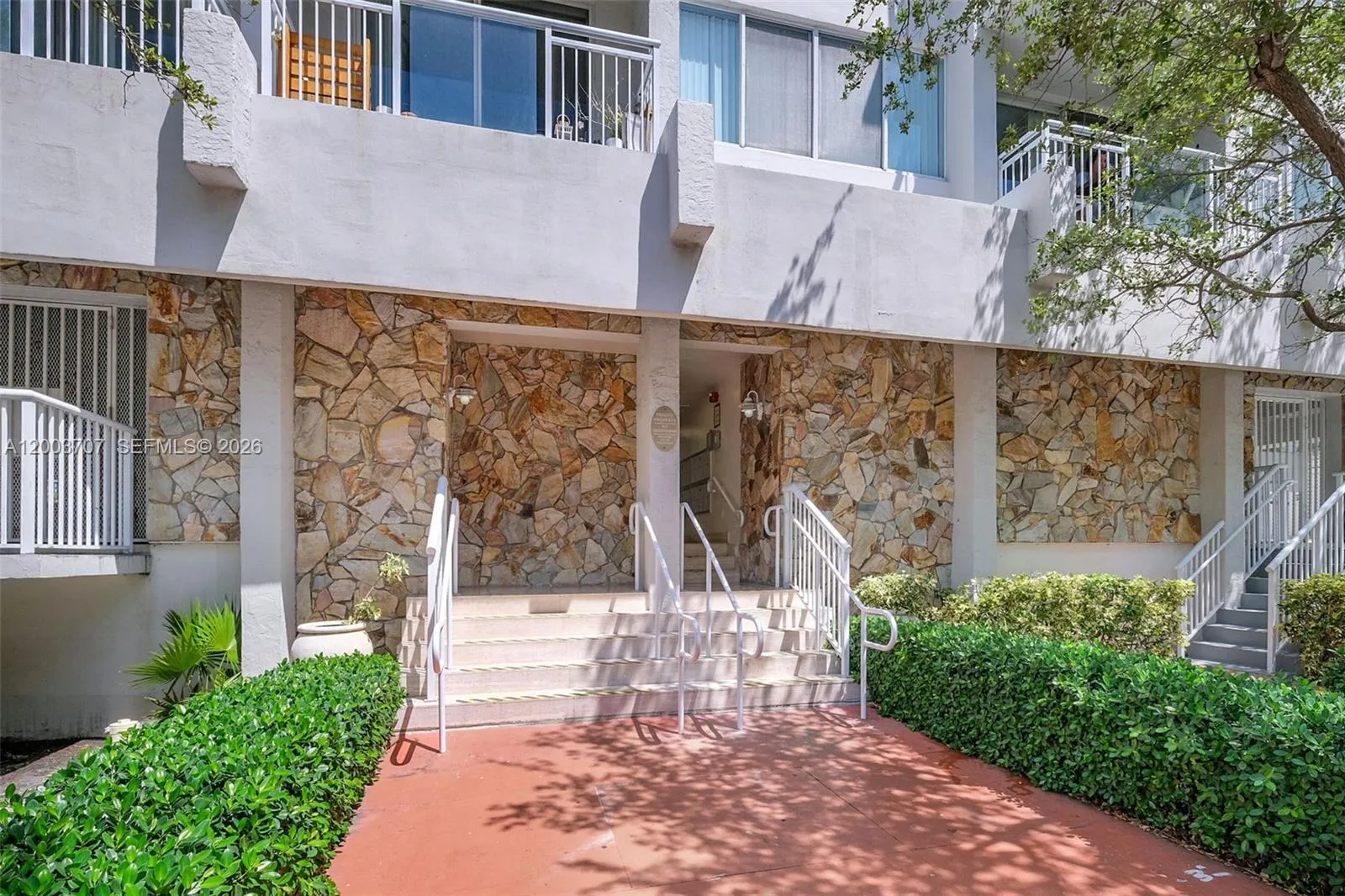 1345 Lincoln Rd # 501, Miami Beach FL 33139