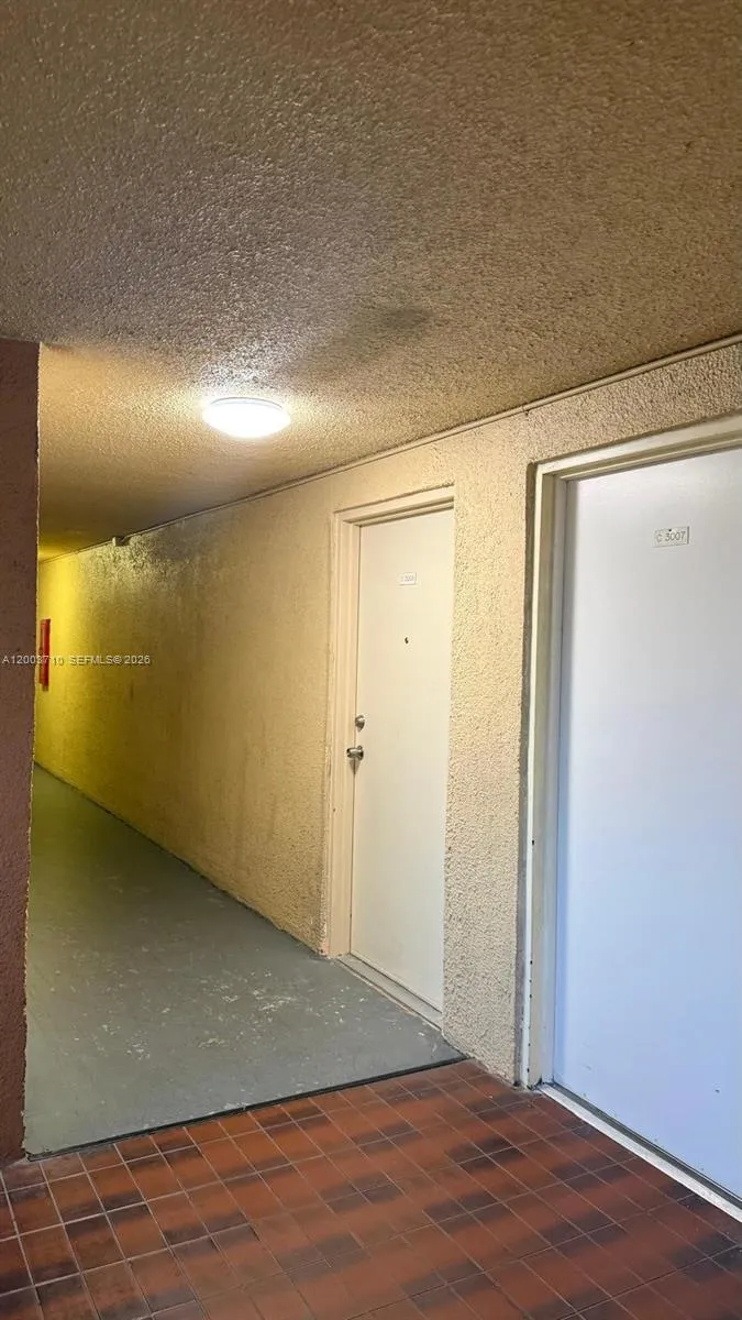 17530 NW 68th Ave # C3008, Hialeah FL 33015