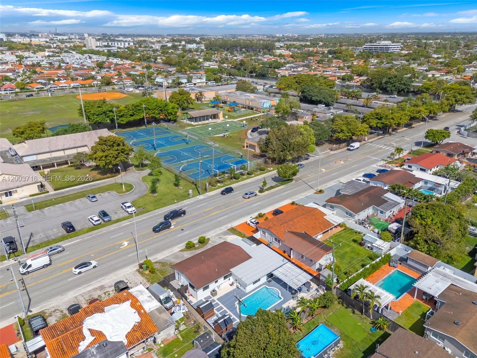 4211 W 8th Ave, Hialeah FL 33012