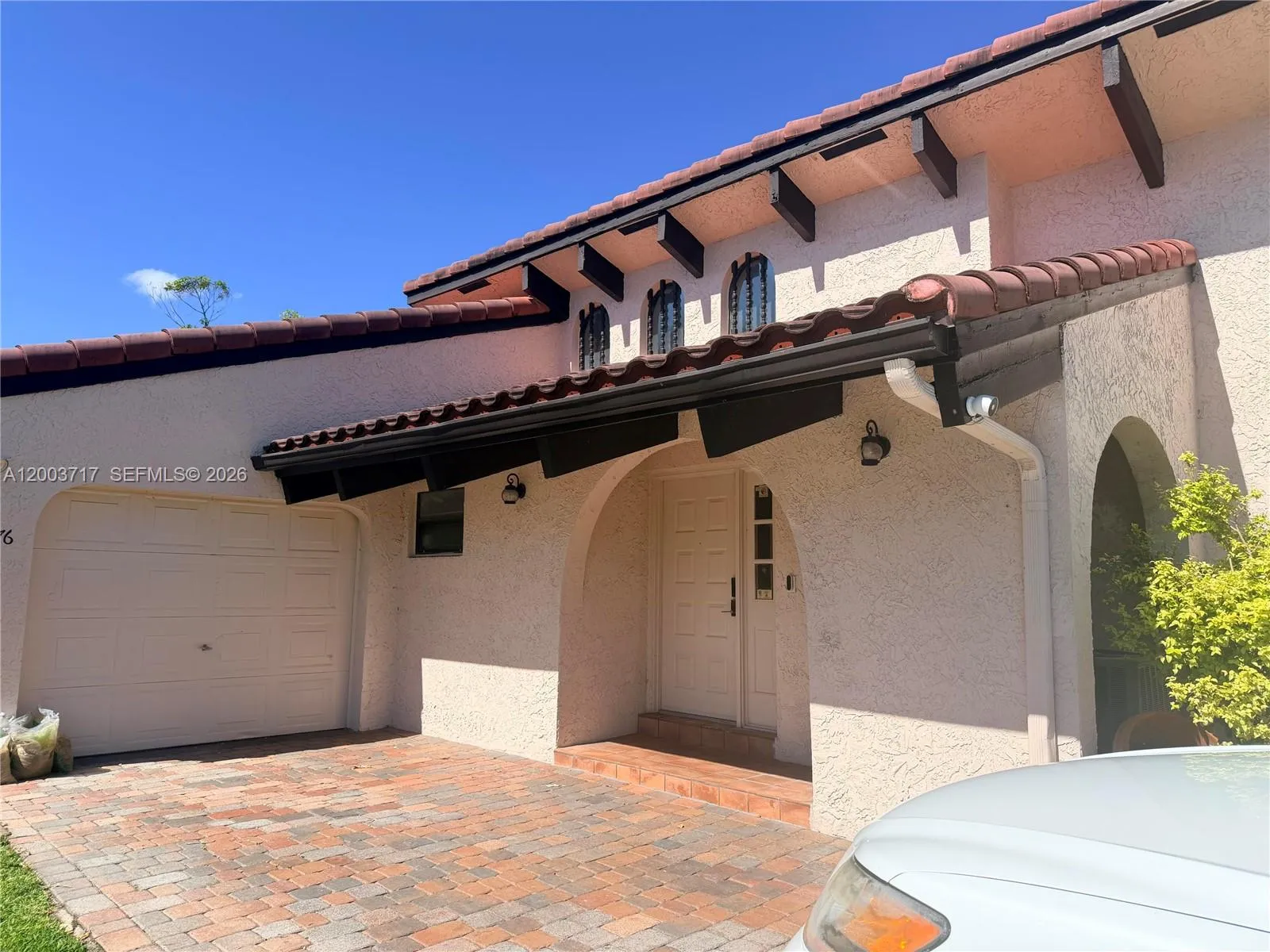 8176 Pine Cir, Tamarac FL 33321