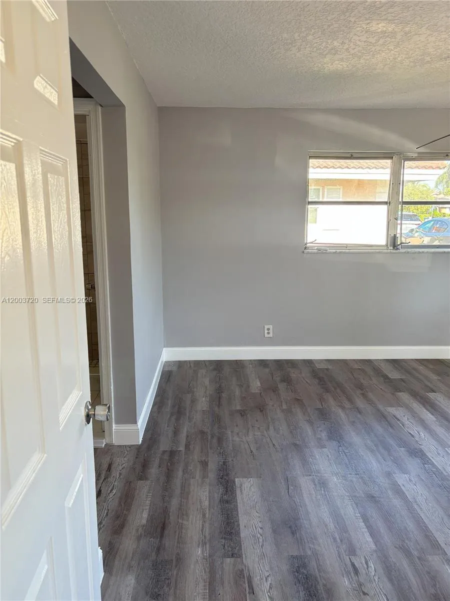 8444 NW 23rd Mnr, Coral Springs FL 33065