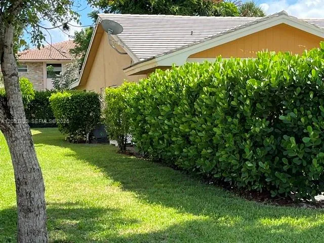 8444 NW 23rd Mnr, Coral Springs FL 33065