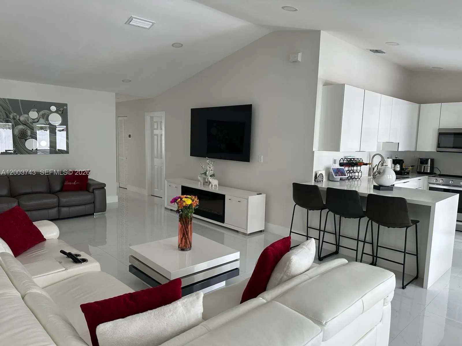 14318 SW 183rd St, Miami FL 33177