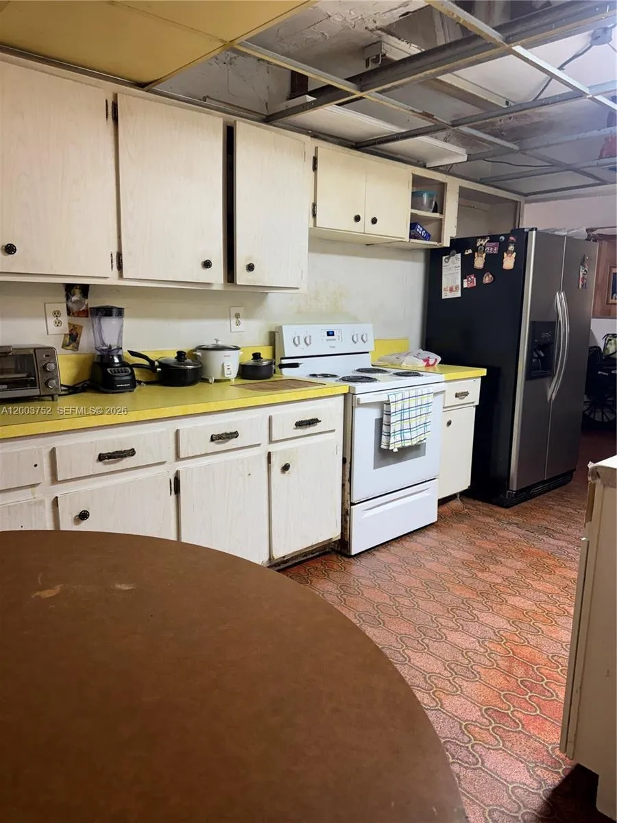 19801 SW 114th Ct, Miami FL 33157