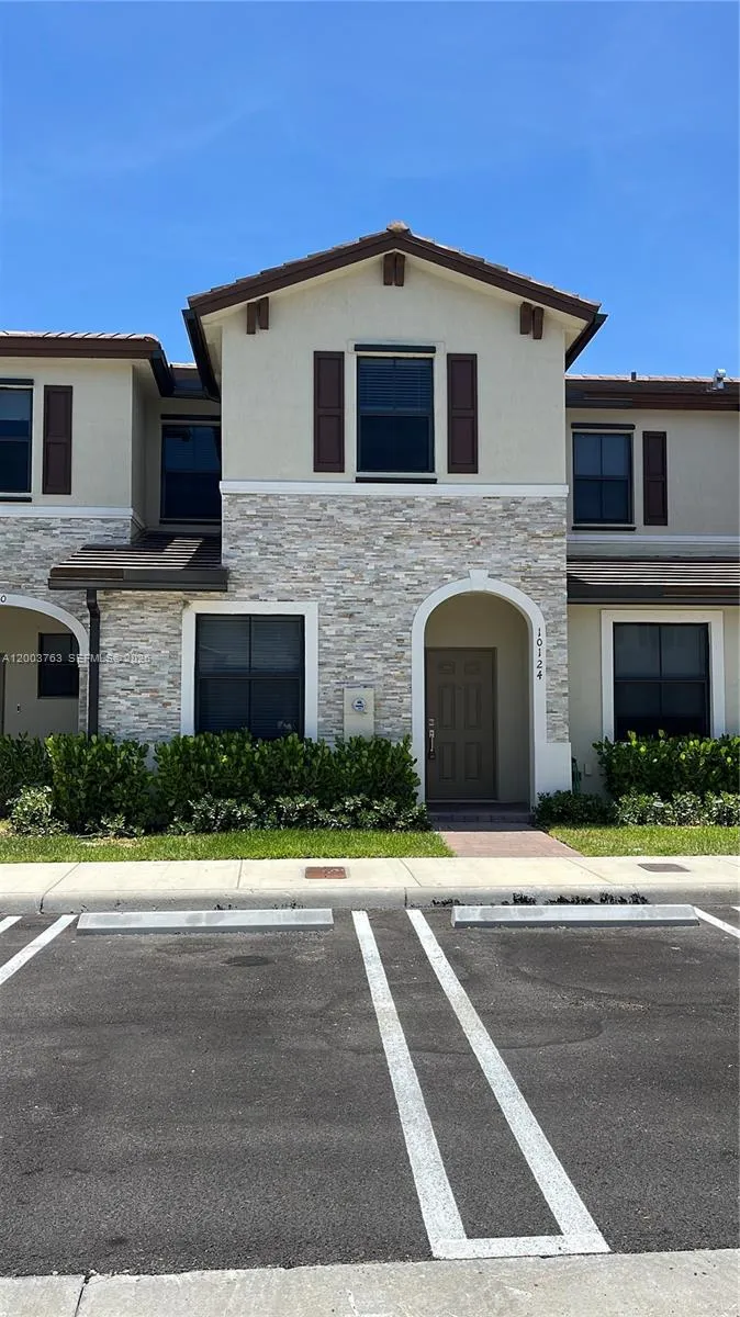 10124 SW 228th Ter, Miami FL 33190