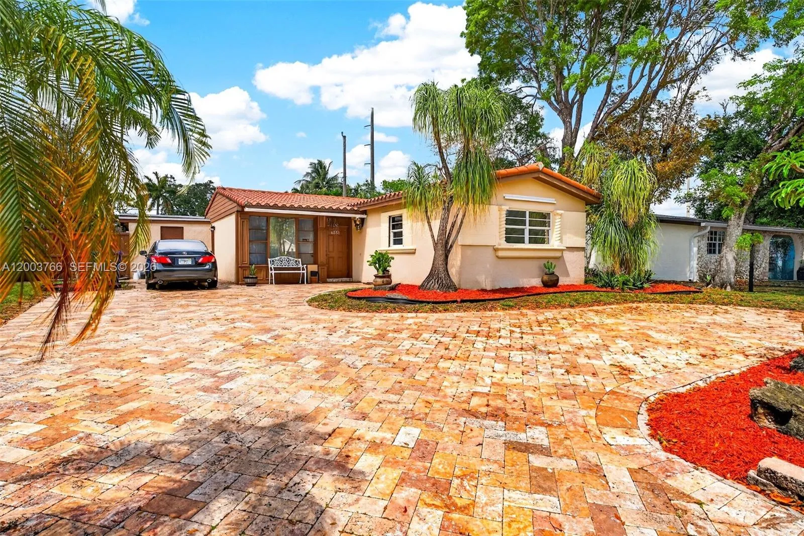 6551 Sherman St, Hollywood FL 33024