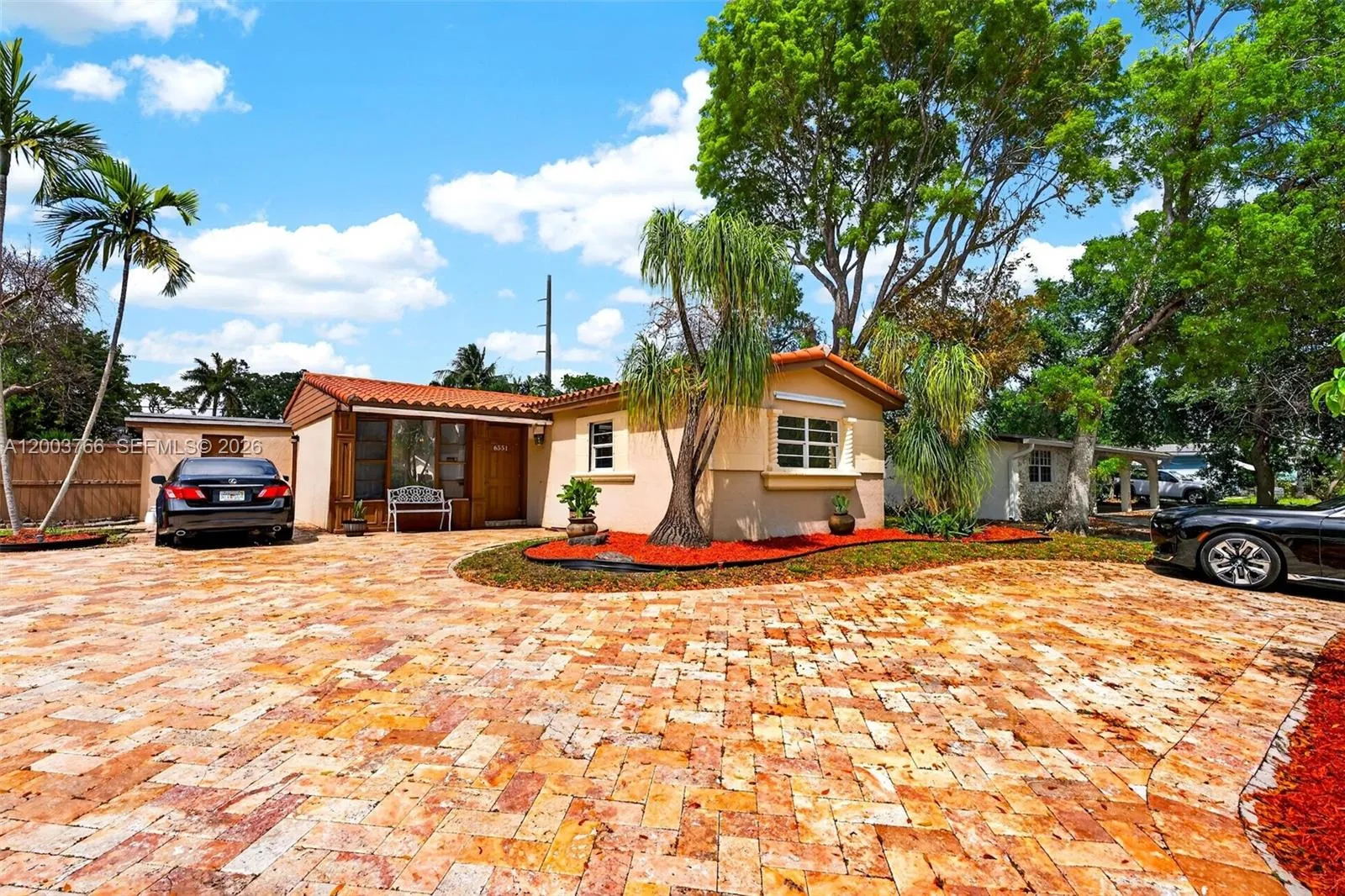 6551 Sherman St, Hollywood FL 33024