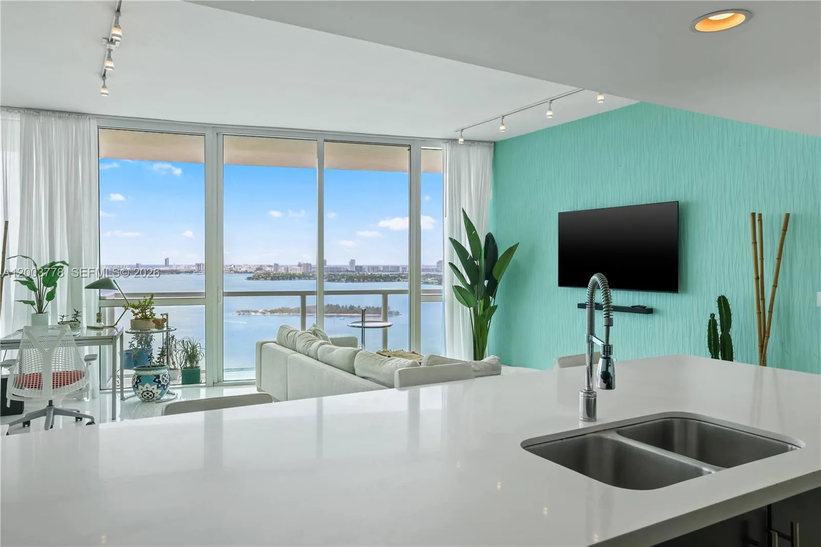 665 NE 25th St # 2602, Miami FL 33137