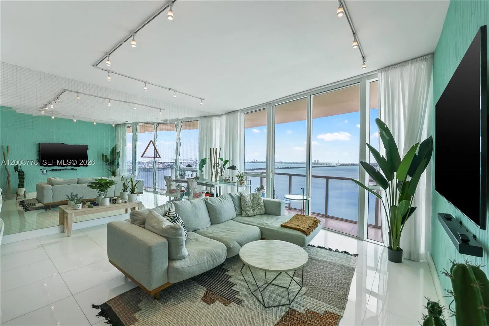 665 NE 25th St # 2602, Miami FL 33137