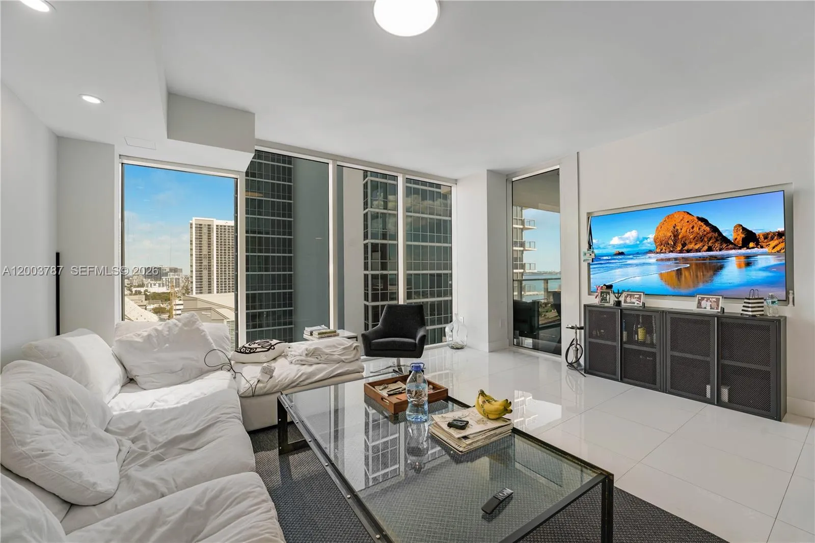 1040 Biscayne Blvd # 1905, Miami FL 33132