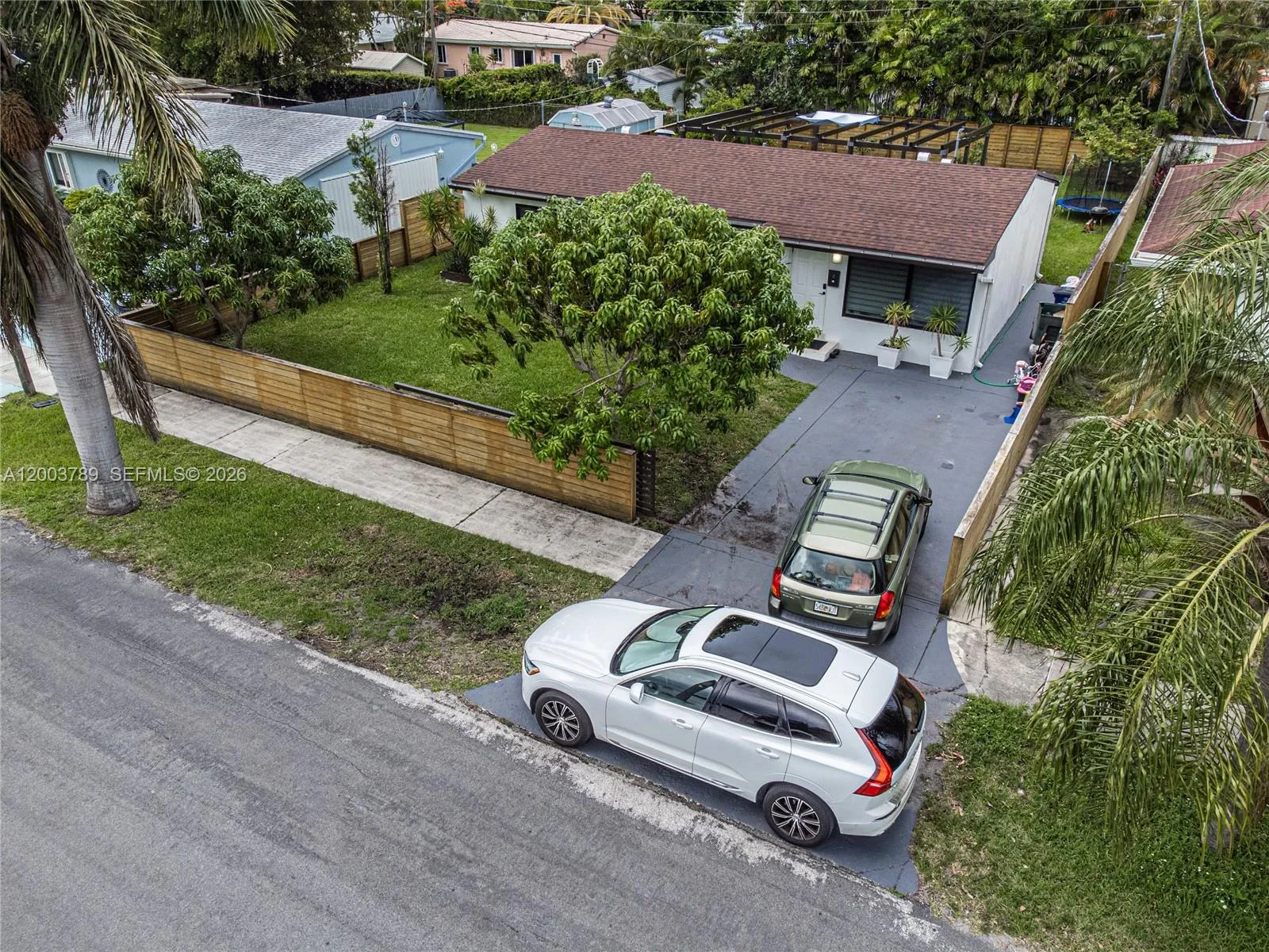 906 NE 6th St # 0, Hallandale Beach FL 33009