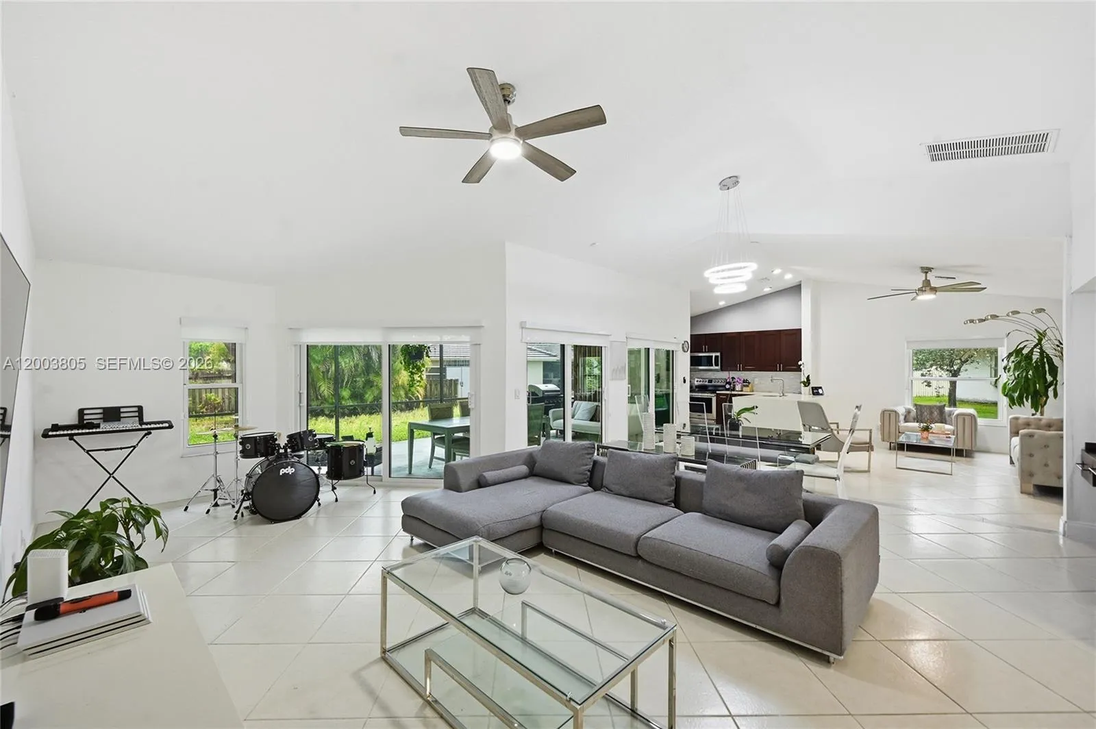 5036 NW 66th Ln, Coral Springs FL 33067