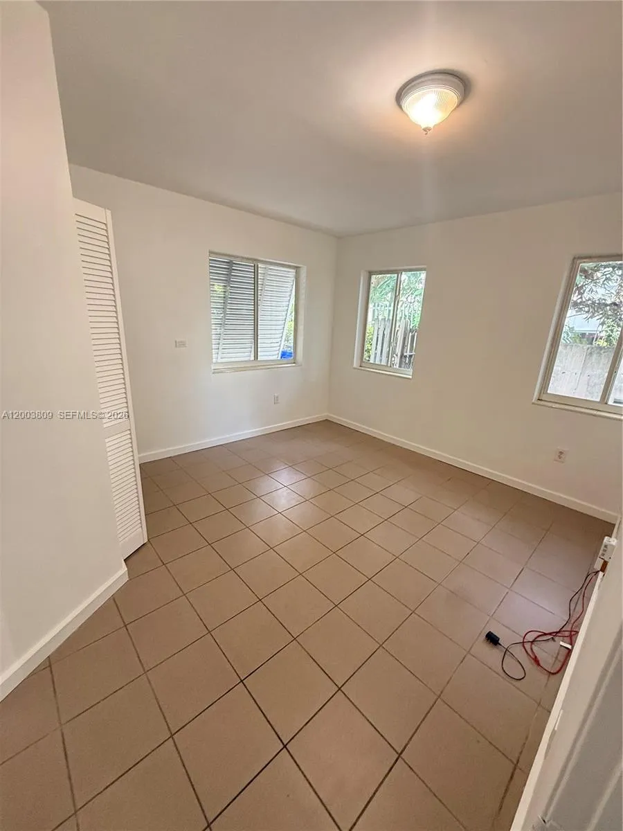 3031 W Center St # 0, Miami FL 33133