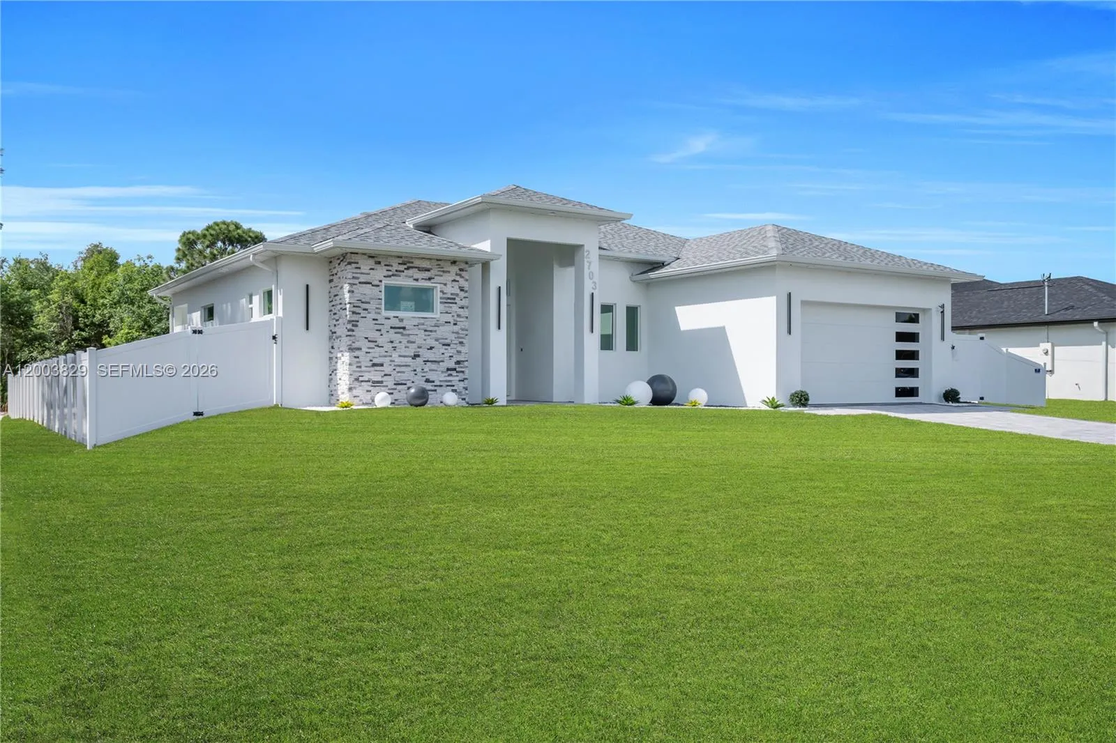 2703 34th ST SW, Lehigh Acres FL 33976