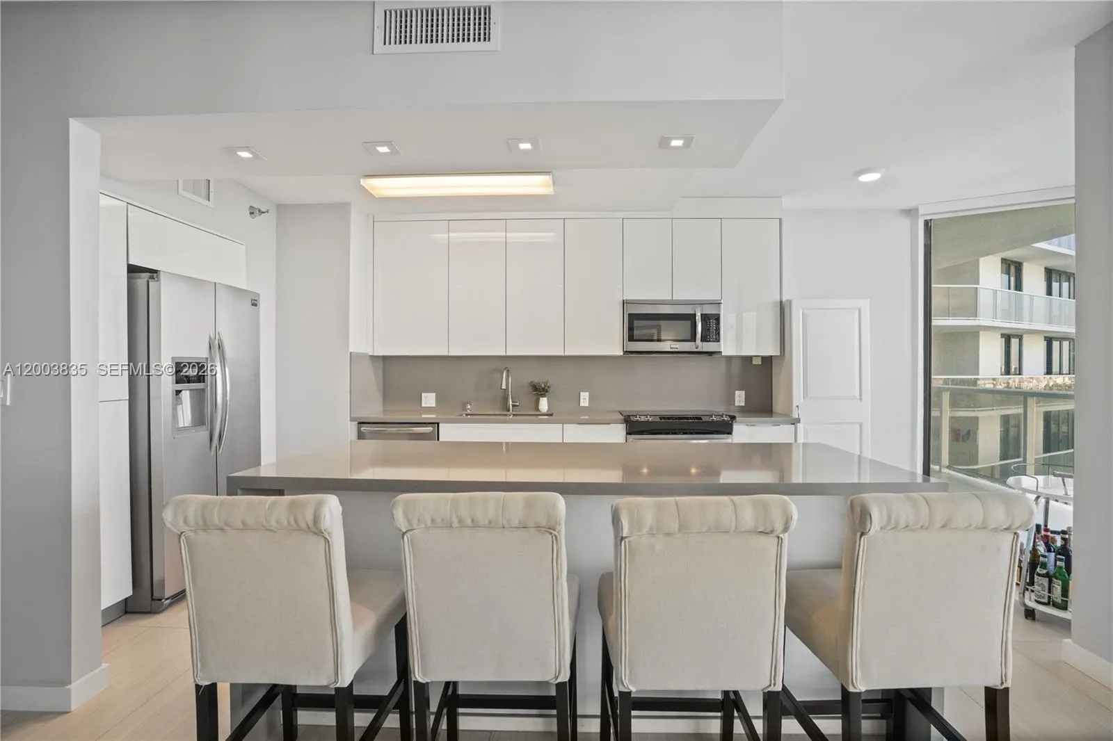 20281 E Country Club Dr # 1603, Aventura FL 33180