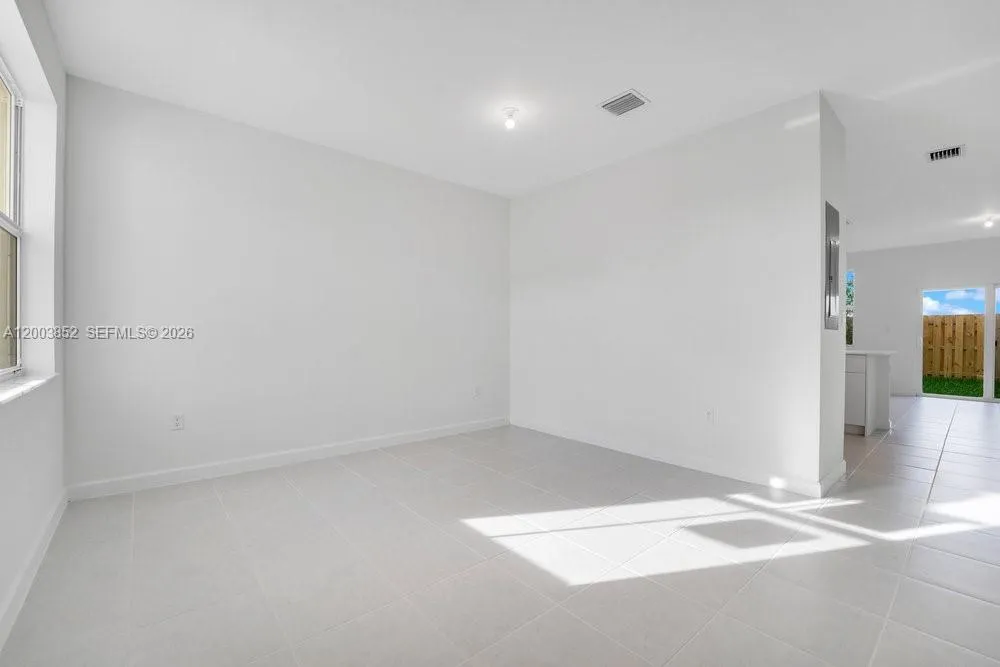 2619 SE 28th Dr, Homestead FL 33035