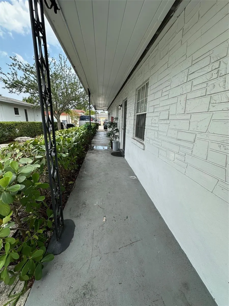 1115 S Federal Hwy # 3, Lake Worth FL 33460