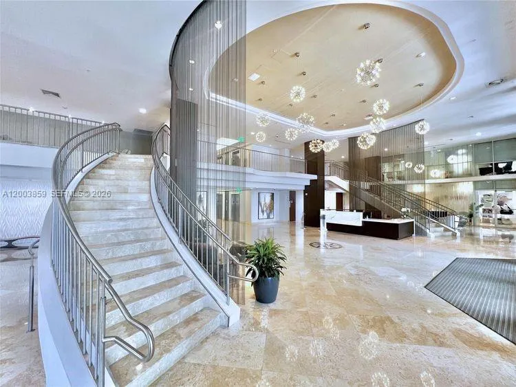 511 SE 5th Ave # 611, Fort Lauderdale FL 33301