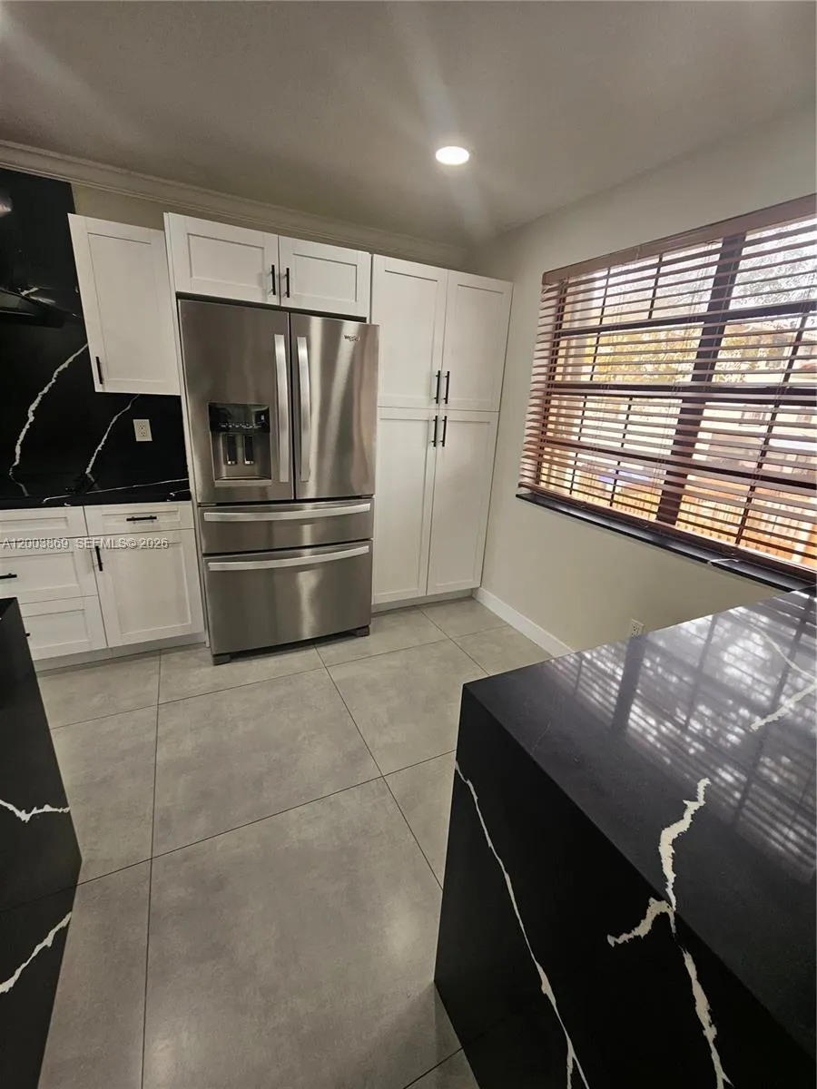 9846 Hammocks Blvd # 107, Miami FL 33196